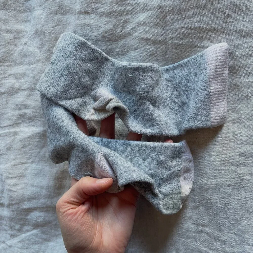 N/A women grey
